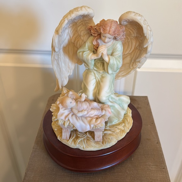 Francesca Seraphim Classics - Picture 2 of 3